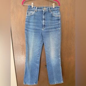 L. L. Bean Vintage high waisted blue jeans (size 8)
